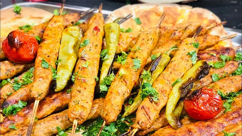 للعزومات كباب دجاج مدخن من كيلو صدور دجاج بالفيديو