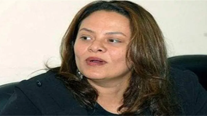 جابت ورا.. كاملة أبو ذكرى تتراجع عن هجومها على نجوم 