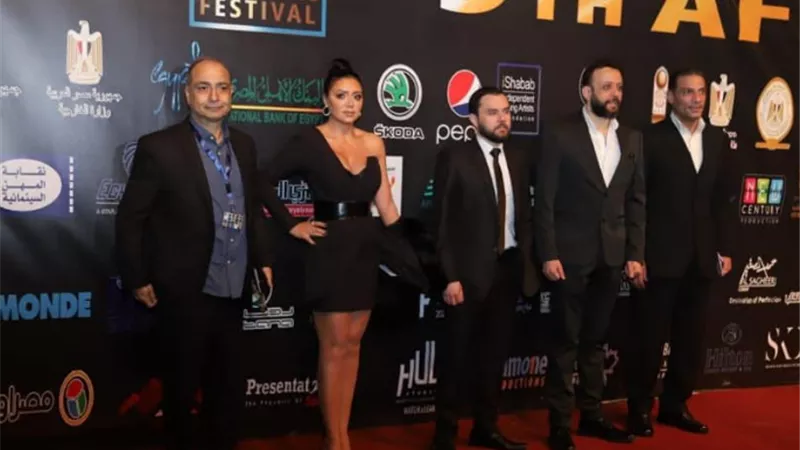 عرض فيلم 