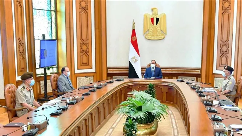 الرئيس يوجه بالبدء في تطبيق نظام الجراجات الميكانيكية متعددة الطوابق للسيارات