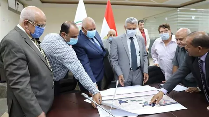 الزملوط والشناوى يوقعان بروتوكول لدعم الاستثمار بالوادى الجديد.صور