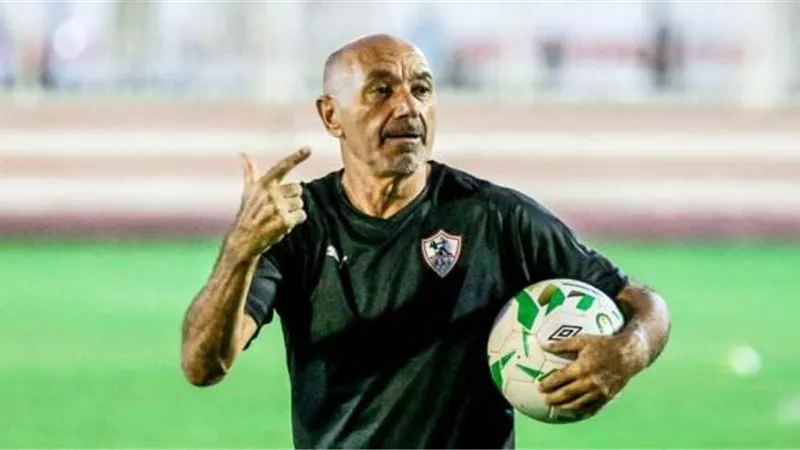 باتشيكو يعقد جلسة أخيرة مع لاعبي الزمالك قبل مواجهة الرجاء