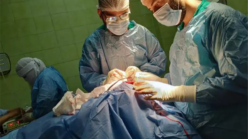 اجراء جراحة عاجلة ومتقدمة لكسر بالجمجمة ونزيف بالمخ في مستشفي فاقوس النموذجى
