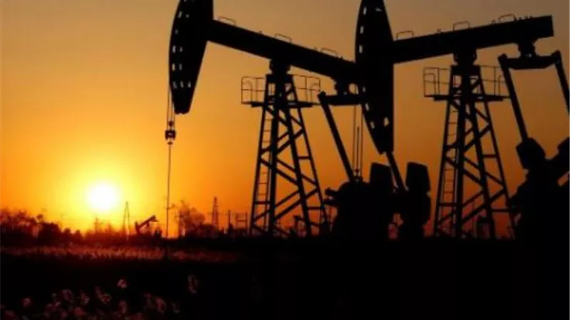 الذهب الاسود يهبط متأثراً بالتصريحات المثيرة حول الانتخابات الامريكية
