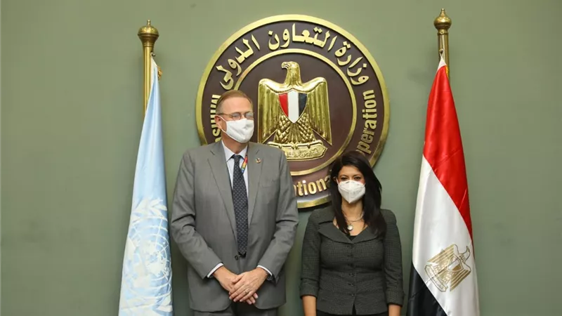وزيرة التعاون الدولي والمنسق المقيم للأمم المتحدة يترأسان الاجتماع الدوري للجنة التسيير الخاصة بالإطار الاستراتيجي للشراكة (جراف)