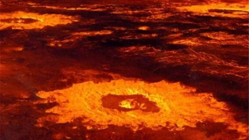 تمطر الصخور وتنتشر بحار الحمم البركانية.. اكتشاف كوكب 