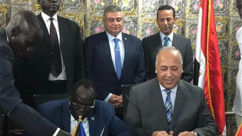 مصر وجنوب السودان يبحثان سبل التعاون فى مجال الطيران المدنى