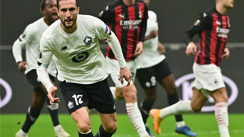 بثلاثية نظيفة .. ليل يهزم ميلان فى الدورى الأوروبى.. صـــور