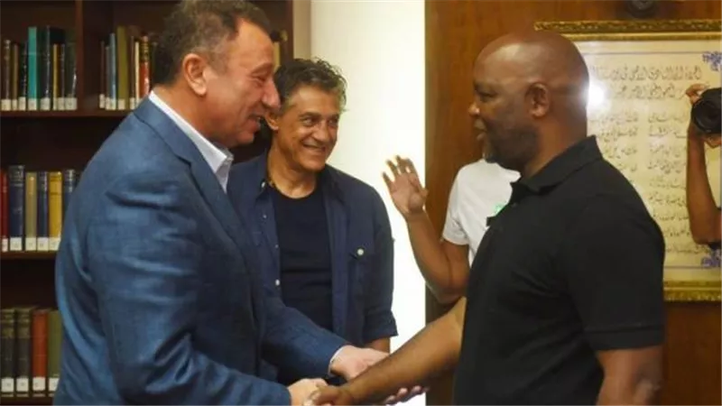 الخطيب وموسيمانى يضعان خطة التعاقد مع سيرينو
