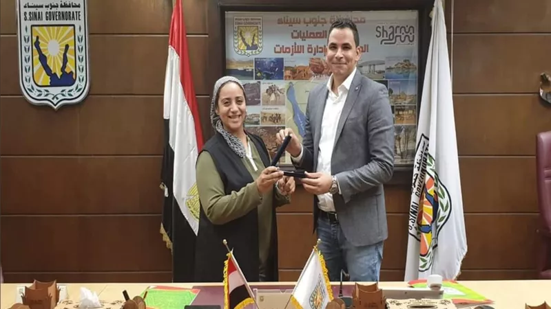 نائب محافظ جنوب سيناء تكرم أعضاء الأكاديمية الوطنية للتدريب في ختام البرنامج الميداني بالمحافظة