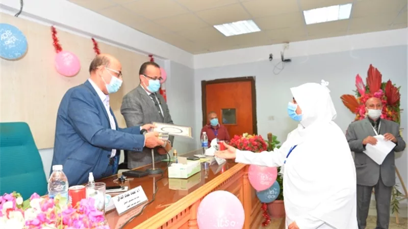 جامعة أسيوط تحتفل بيوم الوفاء والتميز 2020لمستشفي الأطفال .صور