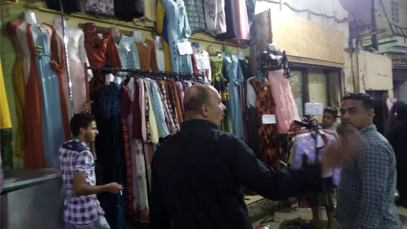 حملة مسائية لرفع الإشغالات بشارع مدرسة الصنايع بالأقصر