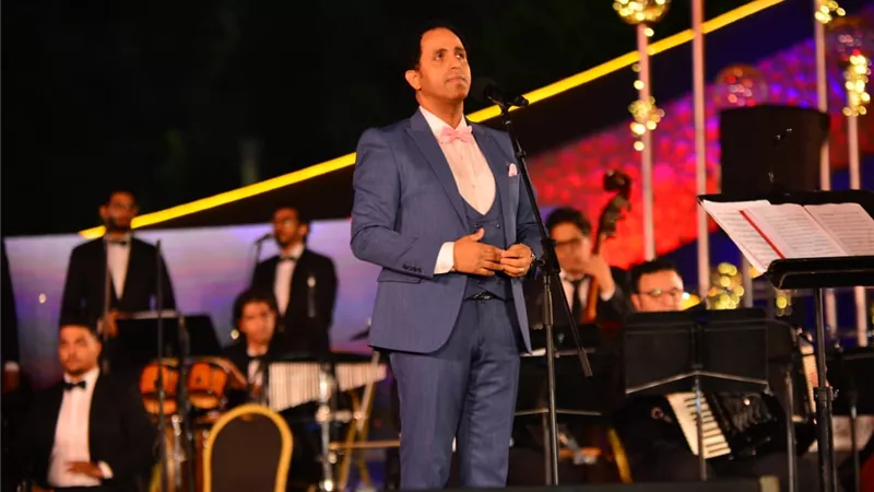 ياسر سليمان يحيي الليله السادسه من مهرجان الموسيقى العربية