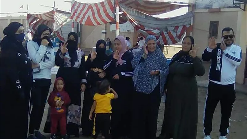قري بورسعيد إنتظرن فتح اللجنة الإنتخابية