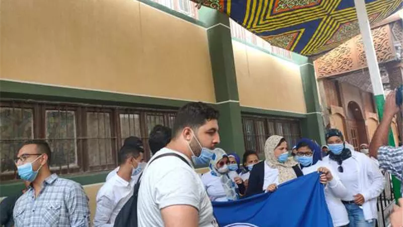 طلاب جامعة القناة يدلون بأصواتهم في انتخابات النواب 2020 بالإسماعيلية.صور