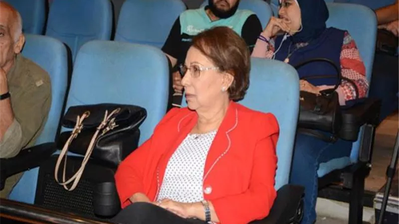 انعام محمد علي تعلن جوائز مسابقة ممدوح الليثي بختام مهرجان الاسكندرية