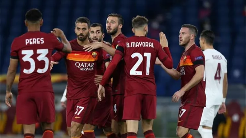روما يكتسح كلوج بخماسية نظيفة فى الدورى الأوروبى.. شاهد بالفيديو