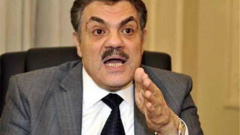 البدوى يدلى بصوته فى مدرسة قاسم أمين بطنطا