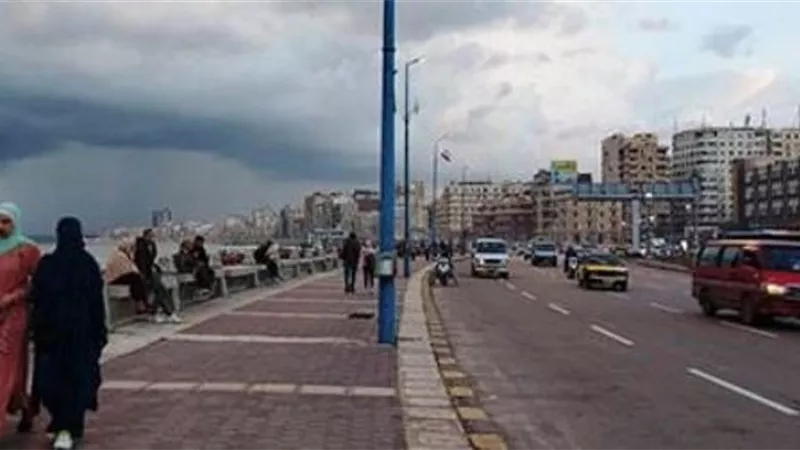 تجمعات للسحب.. وتوقعات بهطول أمطار كثيفة ليلا بالإسكندرية