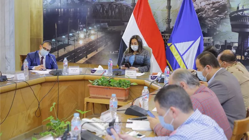 محافظ دمياط ترأس غرفة العمليات الرئيسية لمتابعة سير العملية الانتخابية فى يومها الثانى