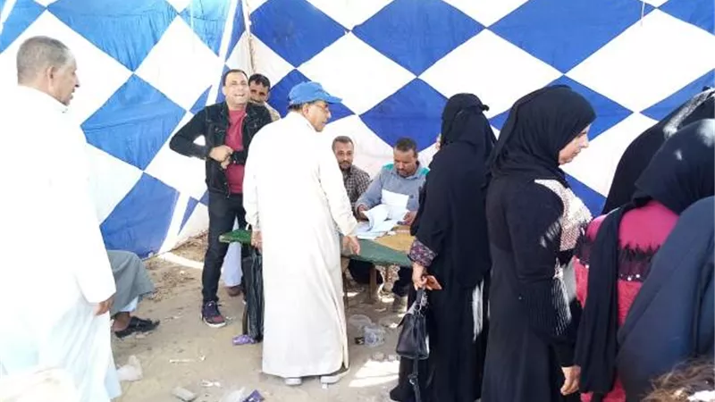 20 % نسبة الإقبال في ثاني ايام انتخابات مجلس النواب بالقنطرة شرق .صور