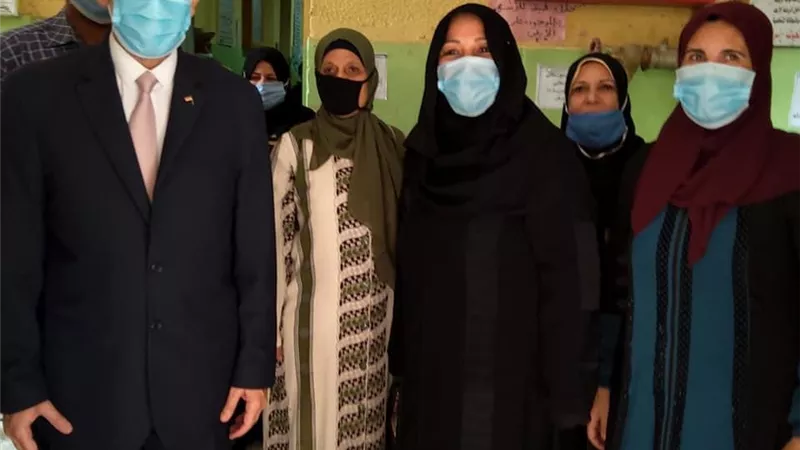 المرأة والشباب وكبار السن يتصدرون المشهد في انتخابات الغربية-صور