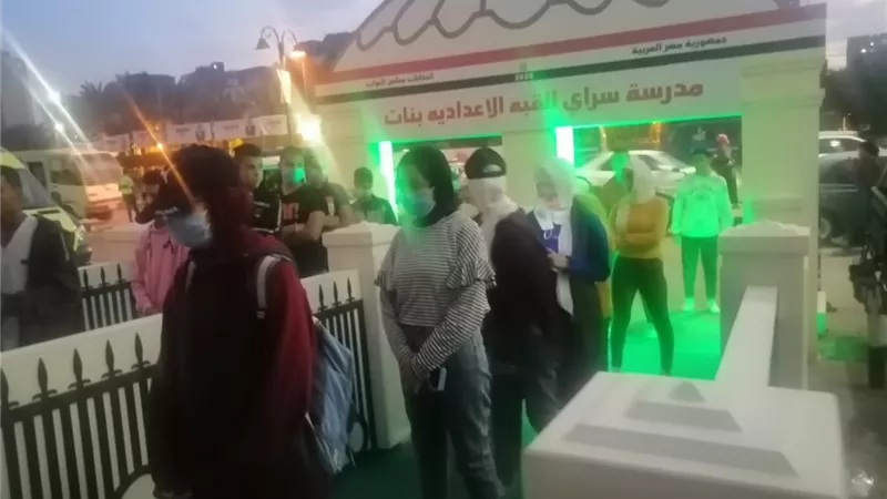 الناخبون في الزيتون : نسعى لانتخاب المرشح الافضل الذي يمثلنا في البرلمان .. صور وفيديو