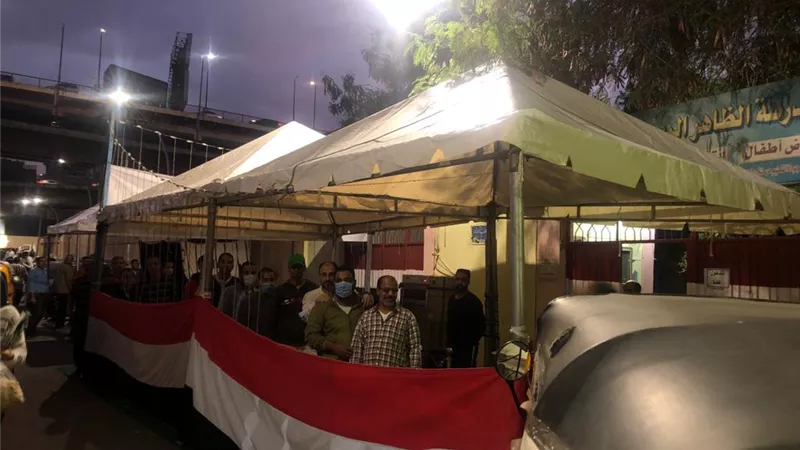 استمرار تزايد اعداد الناخبين بالسكاكيني وسط مشاركة نسائية واسعة ... صور وفيديو