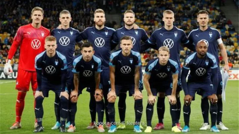 مالمو يتوج بلقب الدورى السويدى للمرة 21 فى تاريخه