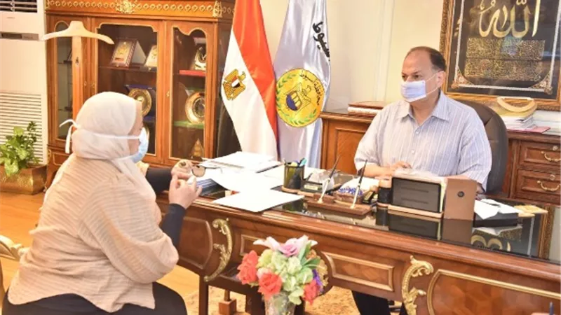 جامعة أسيوط توصى بضرورة تعديل قيمة العمولة فى البورصة خلال مناقشة رسالة دكتوراه
