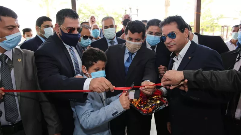 وزير الشباب يفتتح أعمال تطوير نادى الشيخ زايد