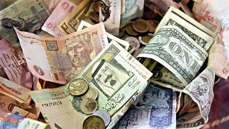 أسعار العملات أمام الجنيه نهاية تعاملات اليوم الإثنين 9-11-2020