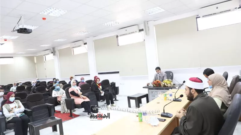 أعضاء الأزهر العالمي للفتوى يدعون إلى ترسيخ الأخلاق وحب الوطن في نفوس الشباب