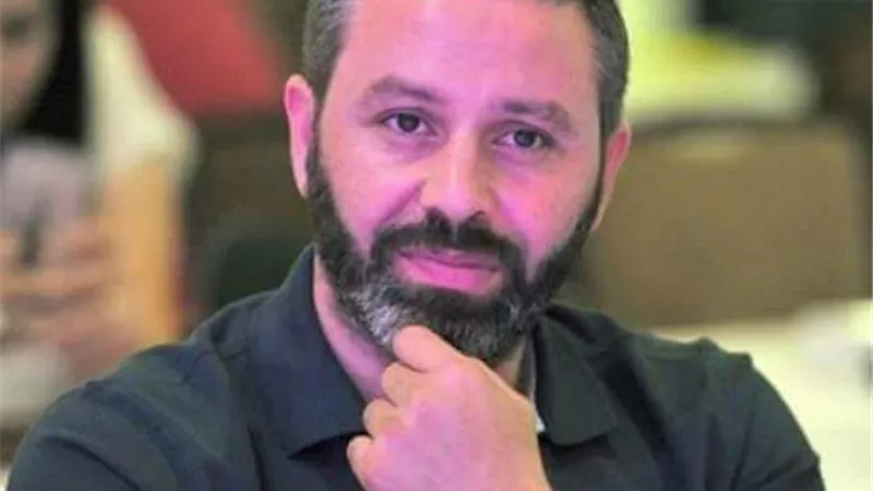 حازم إمام يوضح حقيقة ترشحه لرئاسة الزمالك