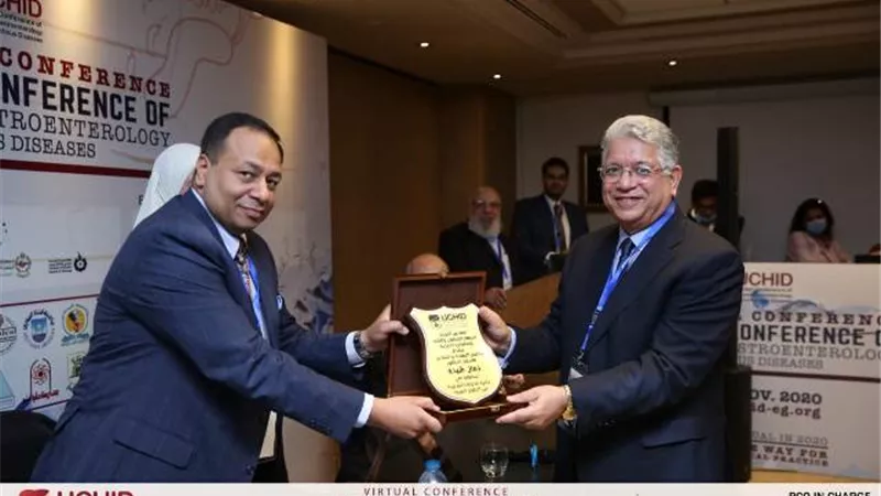 المؤتمر السنوي الموحد للجهاز الهضمي والكبد والأمراض المعدية يكرم د.جمال شيحه