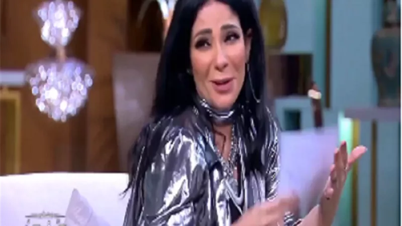 الجمعة.. منى زكي ومحمد فراج ضيفا 