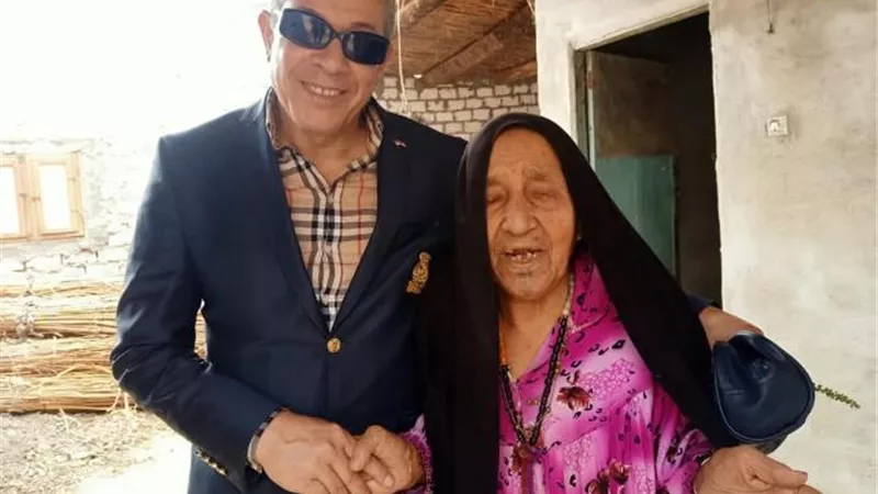 مبادرة لدعم القرى الأكثر فقراً والمعاقين يدشنها رئيس الجالية المصرية فى باريس.. بالصور