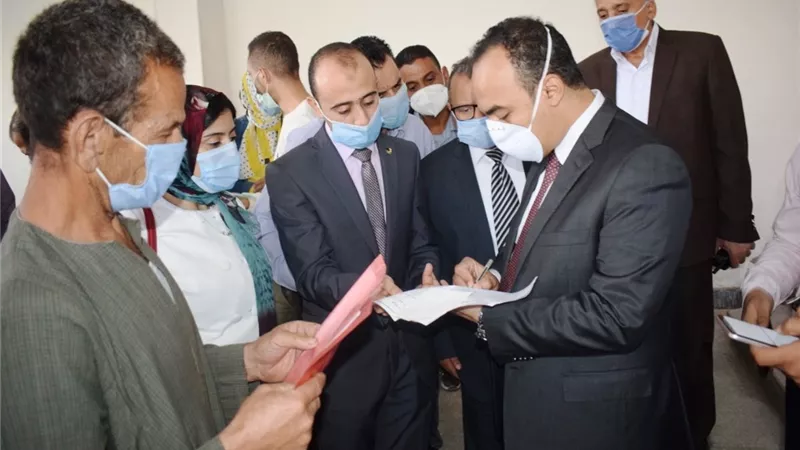 نائب محافظ المنيا يوجه باستمرار تيسيرات التصالح فى مخالفات البناء