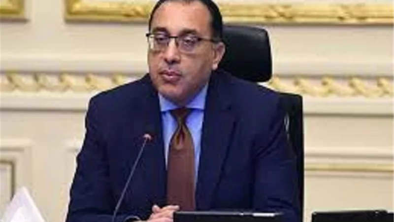 رئيس الوزراء يستعرض الاستعدادات الجارية لنقل المومياوات الملكية إلى متحف الحضارة
