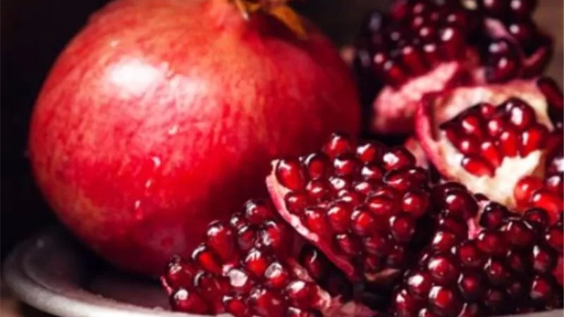 الرمان يقلل خطر الإصابة بالسرطان ويعالج التهاب المفاصل