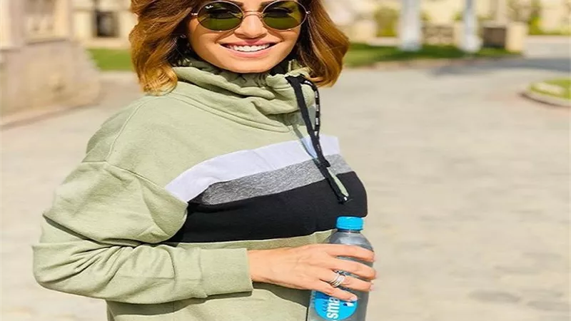 شاهد .. منة فضالى تبرز جمالها فى أحدث ظهور لها