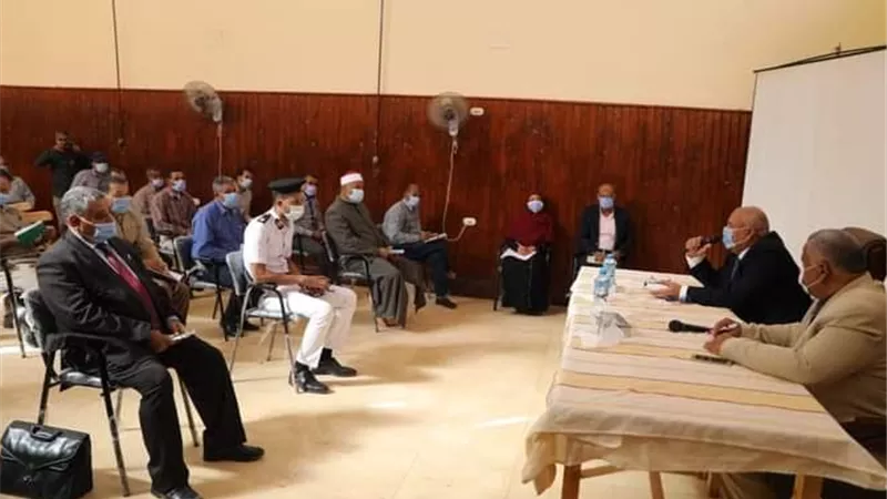 محافظ الوادي الجديد يشدد على الإجراءات الاحترازية وتوافر الخدمات
