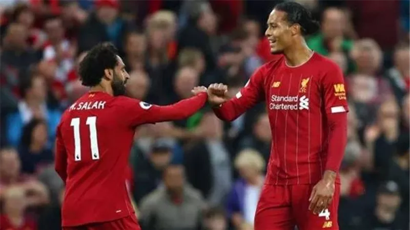 نجم عربي جديد على طريق محمد صلاح في ليفربول