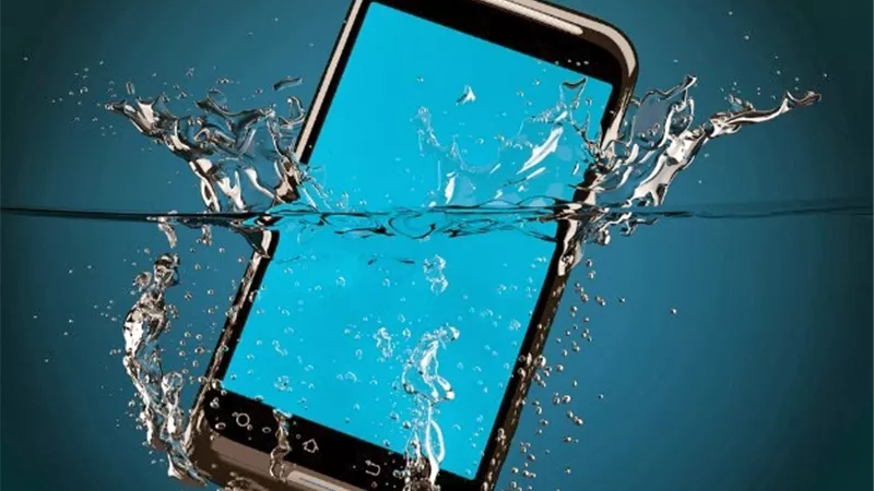 لاتضعه فى الأرز نهائيا......أفضل الطرق لتجفيف هاتفك دون ضرر