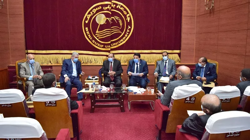 3 آلاف جنيه دعم لكل طالب بالبرنامج الدولي بكلية تجارة بنى سويف