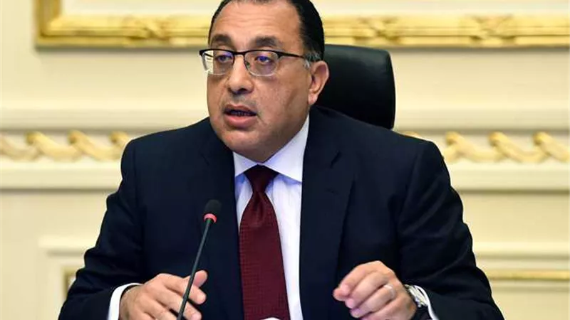 رئيس الوزراء يحذر المواطنين من البلاك فرايداي