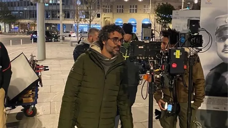 شاهد.. صورة من كواليس 