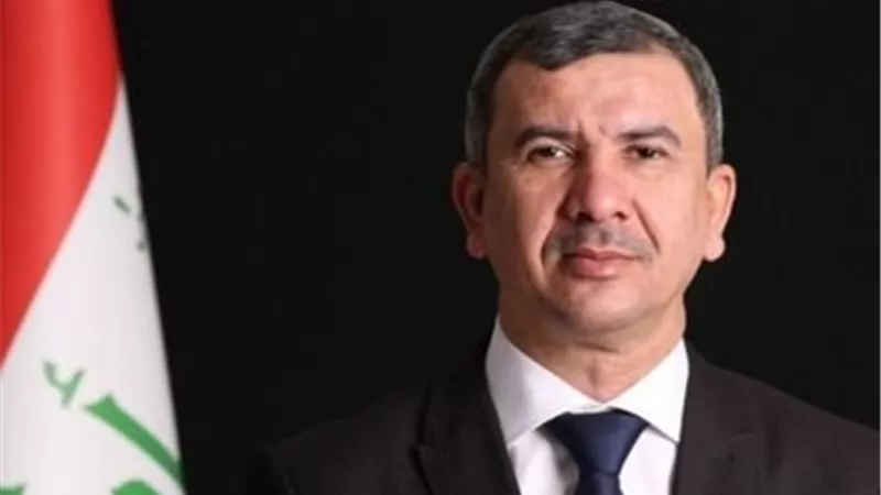 وزير النفط العراقي يؤكد إلتزام بلاده مع الشركات الدولية بتطوير الحقول النفطية