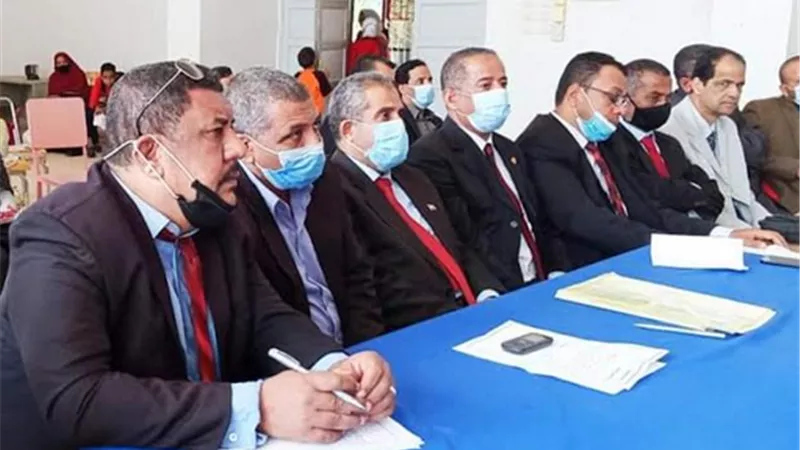 الشعراء يتنافسون على أول قطاعات المدارس بالوادى الجديد