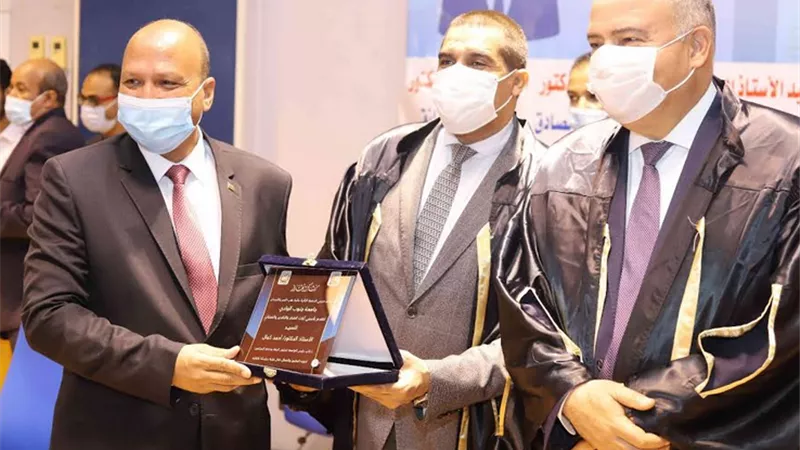 حفل تخرج الدفعة الثانية لكلية طب الفم والأسنان